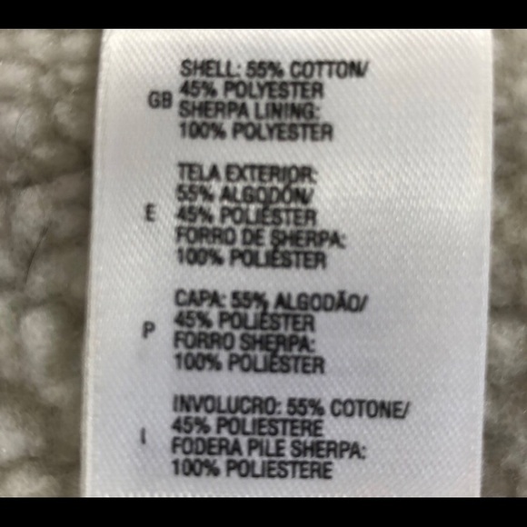 The north face poly sherpa lined vest - Picture 7 of 8